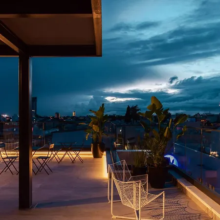 Aweso Aparthotel
