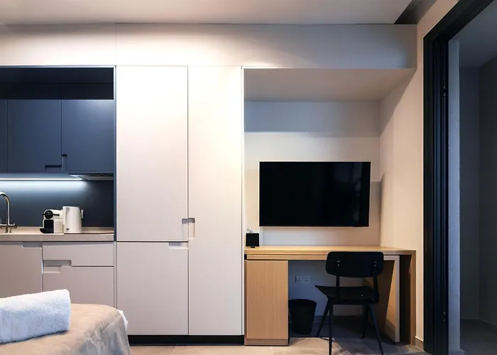 Aweso 3* לימסול